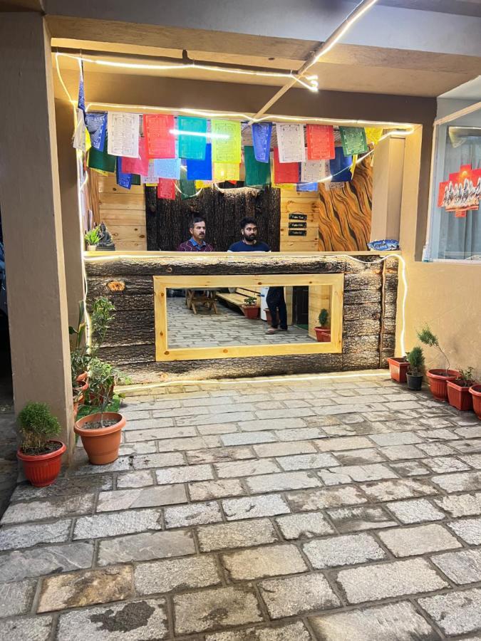 Resort Apple Flower By Manali Mall Road Exterior photo