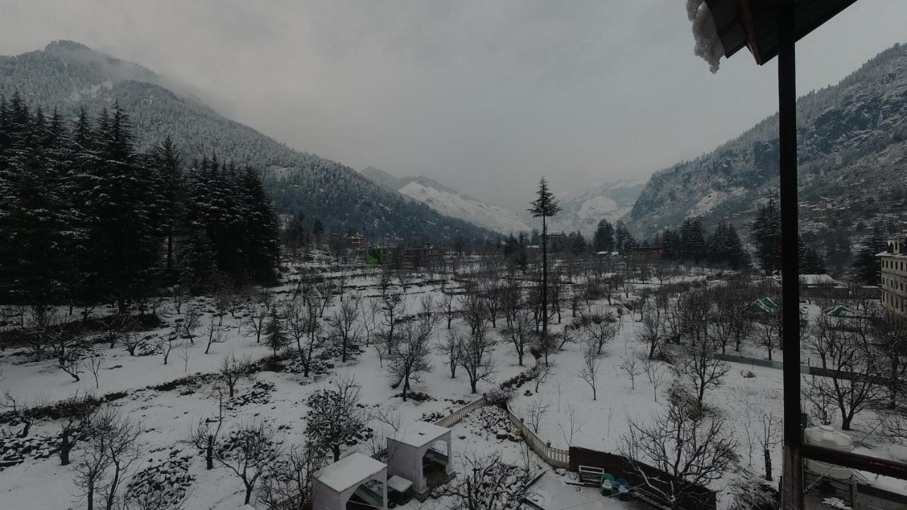 Resort Apple Flower By Manali Mall Road Exterior photo
